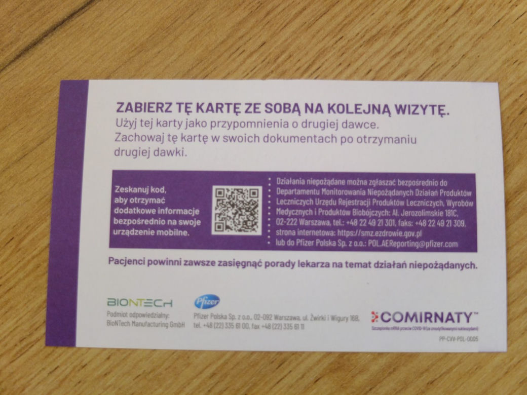 W Lublinie jako pierwsi zaszczepili się medycy na co dzień walczący z epidemią  