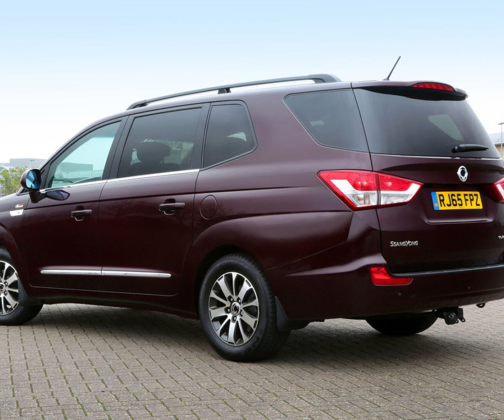 SsangYong Rodius lifting 2016