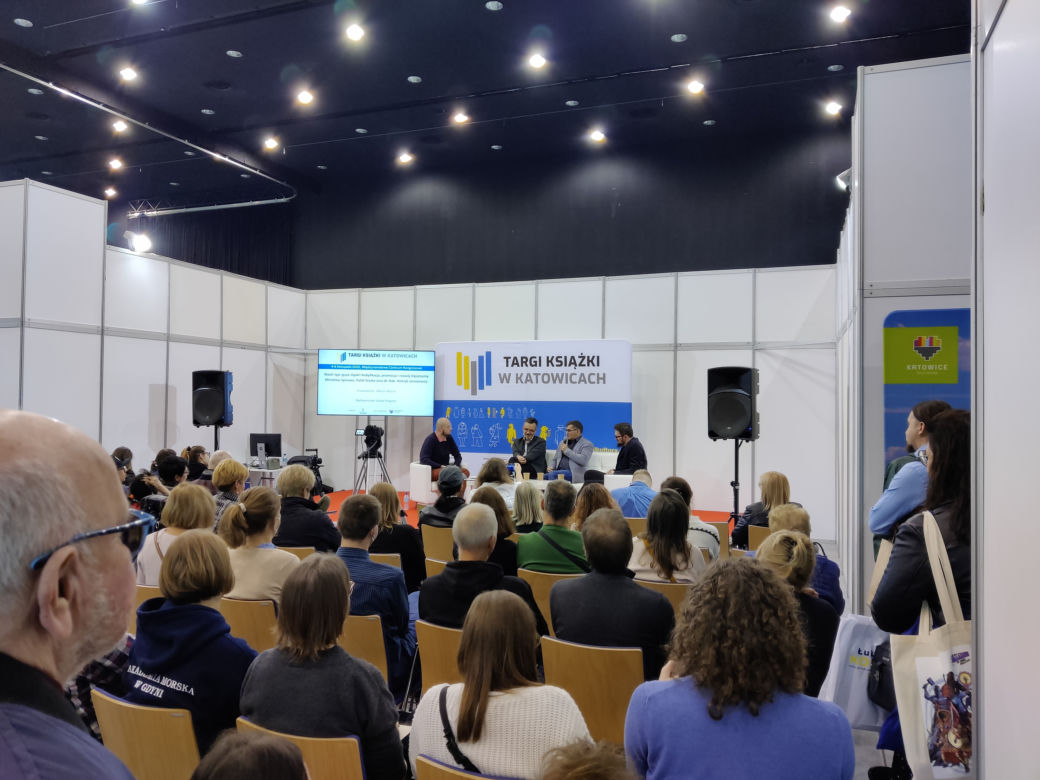 Targi Książki w Katowicach 2022. Rozpoznajesz się na zdjęciach?