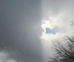 Żary szykuje się na pogodowy rollercoaster! Czy deszcz pokrzyżuje plany 7 grudnia 2025?