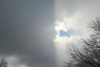 Żary szykuje się na pogodowy rollercoaster! Czy deszcz pokrzyżuje plany 7 grudnia 2025?