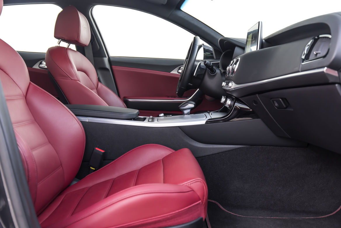 Kia Stinger 2.0 T-GDI 245 KM 8AT RWD GT Line