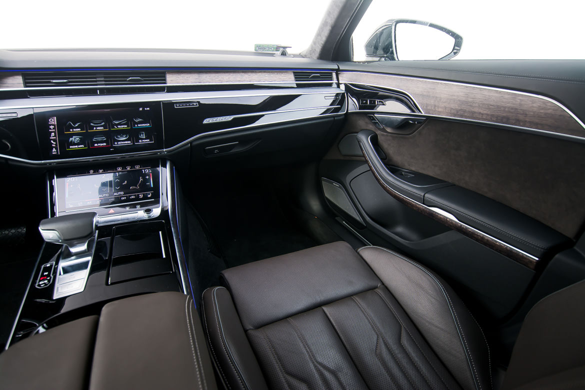 Audi A8 L 55 TFSI quattro