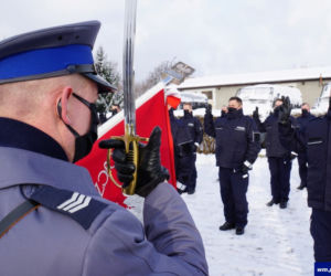 Nowi policjanci na Warmii i Mazurach. Ślubowało aż 80 funkcjonariuszy [ZDJĘCIA]