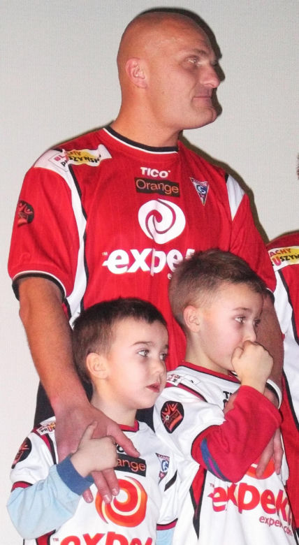 Prezentacja składu drużyny Górnika Zabrze. Tak było w Multikinie w Zabrzu w 2006 roku