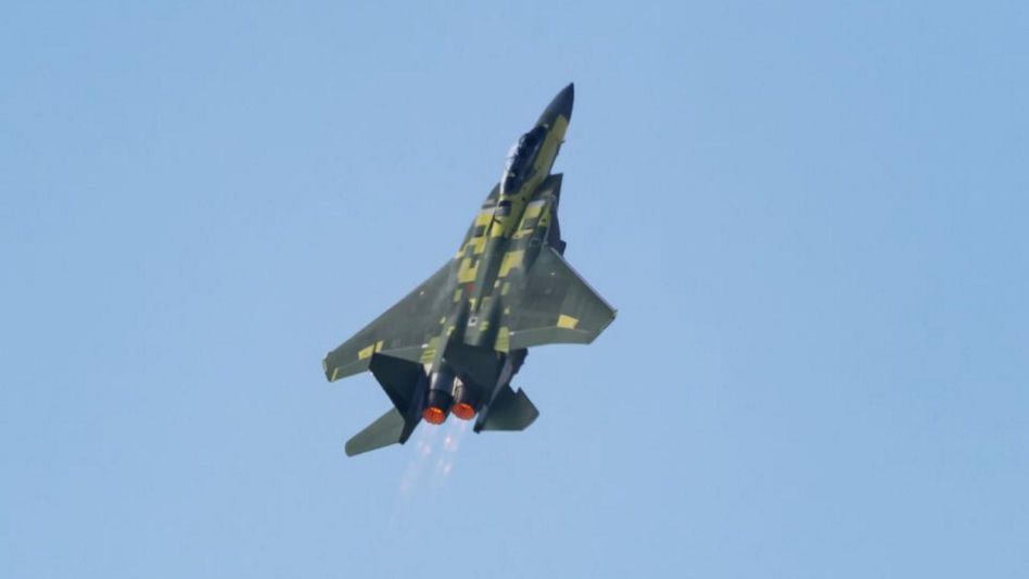 Samoloty  F-15, F/A 18