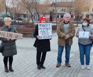 Ani jednej więcej. PROTEST w Starachowicach