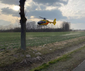 18-latka ciężko ranna po dachowanio opla w Drobinie. Potworny wypadek na DK10 pod Płockiem [ZDJĘCIA]