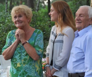 M jak miłość odc. 1174. Lucjan (Witold Pyrkosz), Barbara (Teresa Lipowska), Ula (Iga Krefft)