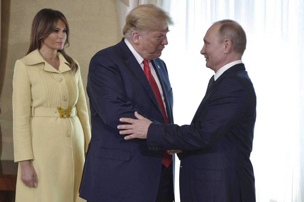 Przygotowania do spotkania Putin-Trump w bazie sił powietrznych USA na Alasce