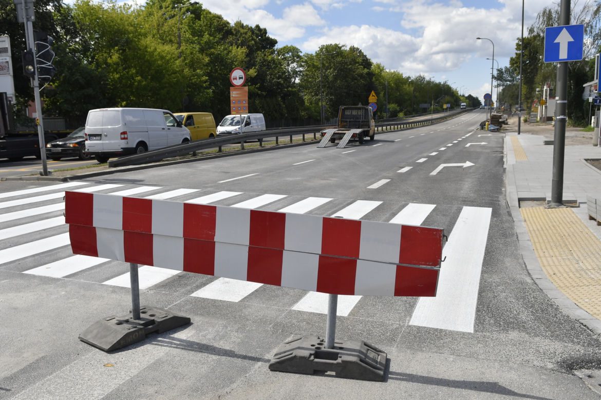 Najgorsza trasa do Warszawy wyremontowana. Kierowcy jadą nową Czecha i Traktem Brzeskim