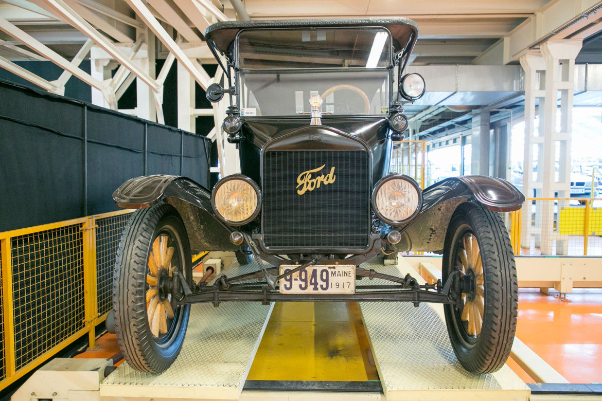 Otwarcie muzeum motoryzacji w fabryce FSO w Warszawie