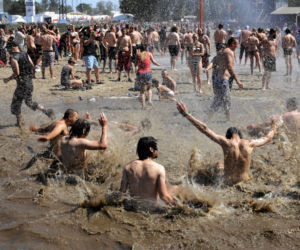Woodstock Owsiaka to sekta, narkotyki i alkohol!