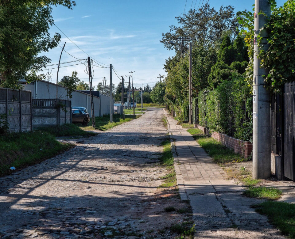 To jedno z najpiękniejszych miast w woj. łódzkim. Kiedyś było kurortem dla mieszkańców Łodzi