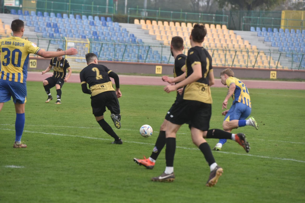 Elana Toruń - Pogoń Nowe Skalmierzyce 1:0, zdjęcia z meczu 3. Ligi