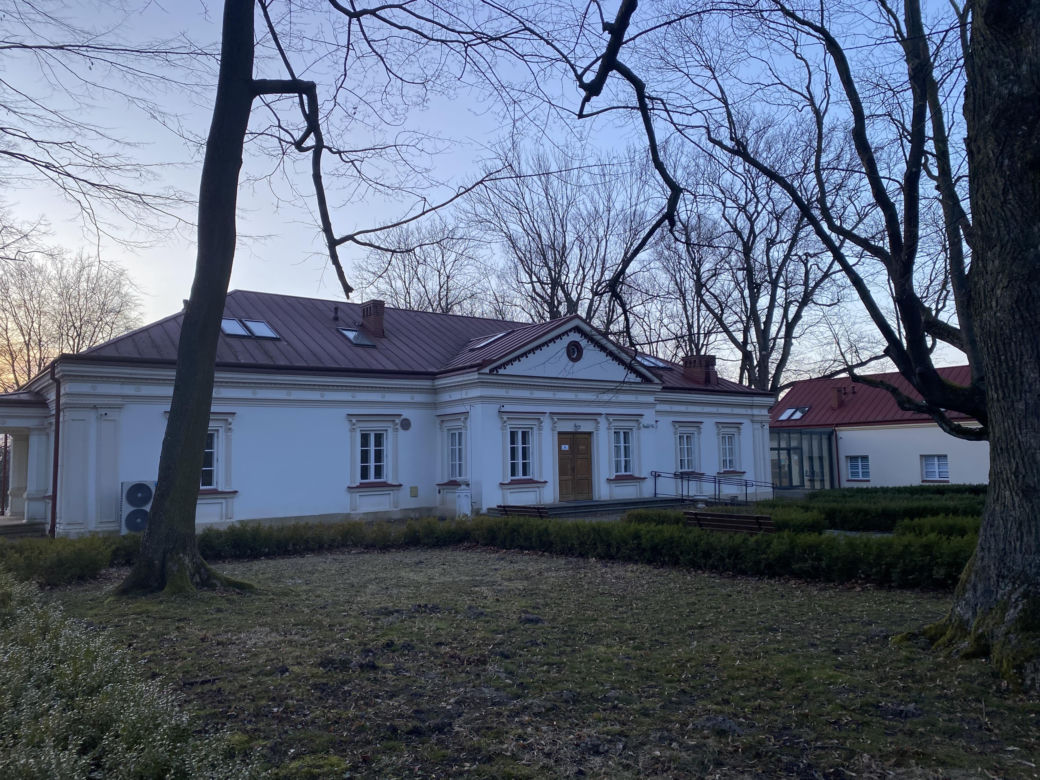 Dworek w Dzikowcu