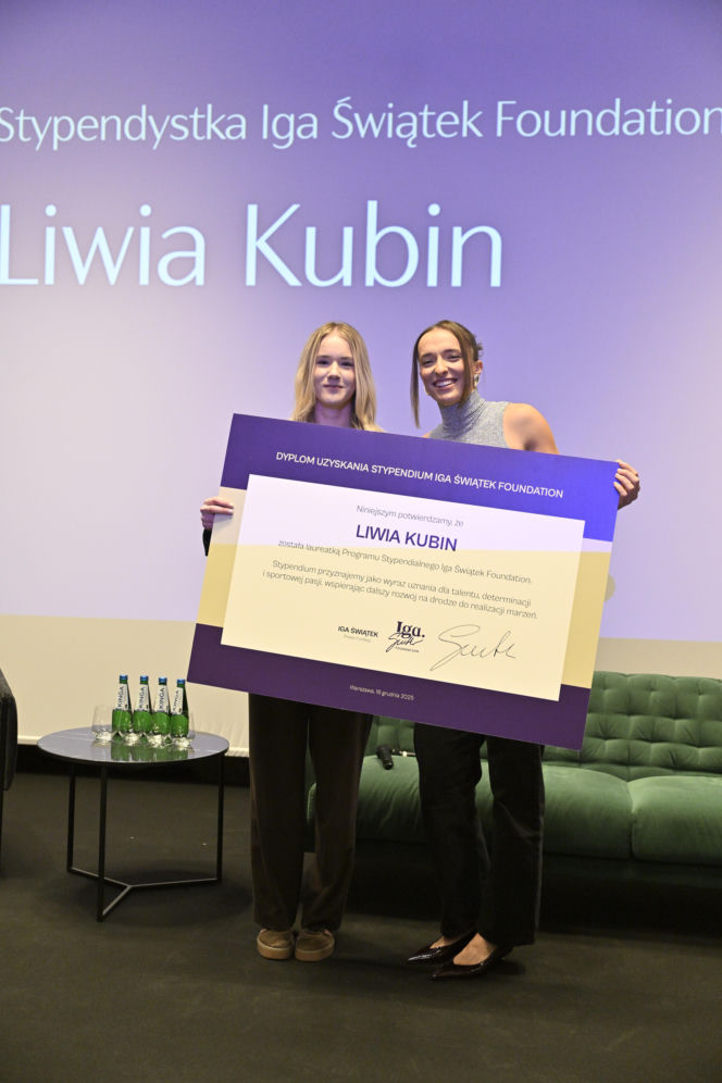 Iga Świątek rozdała stypendia