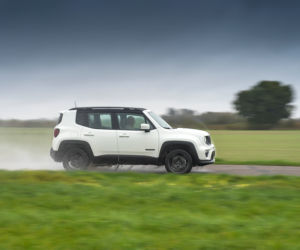 Jeep Renegade 4XE S 240 KM 6AT 