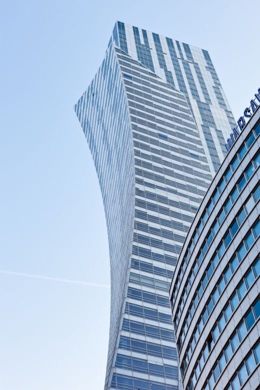 Wyjątkowy apartamentowiec w Warszawie Złota 44