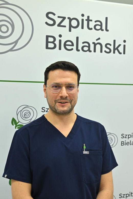 Zoperowali Tadziowi kręgosłup, gdy był jeszcze w brzuchu mamy. O Szpitalu Bielańskim mówi cały świat