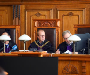 Zatłukł ukochaną i ogolił na łyso. Nie przyznaje się. bo ma słabą pamięć