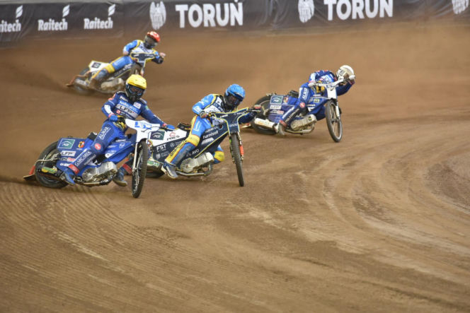 PRES Grupa Deweloperska Toruń - Fogo Unia Leszno, zdjęcia kibiców i zawodników z meczu 2. kolejki PGE Ekstraligi