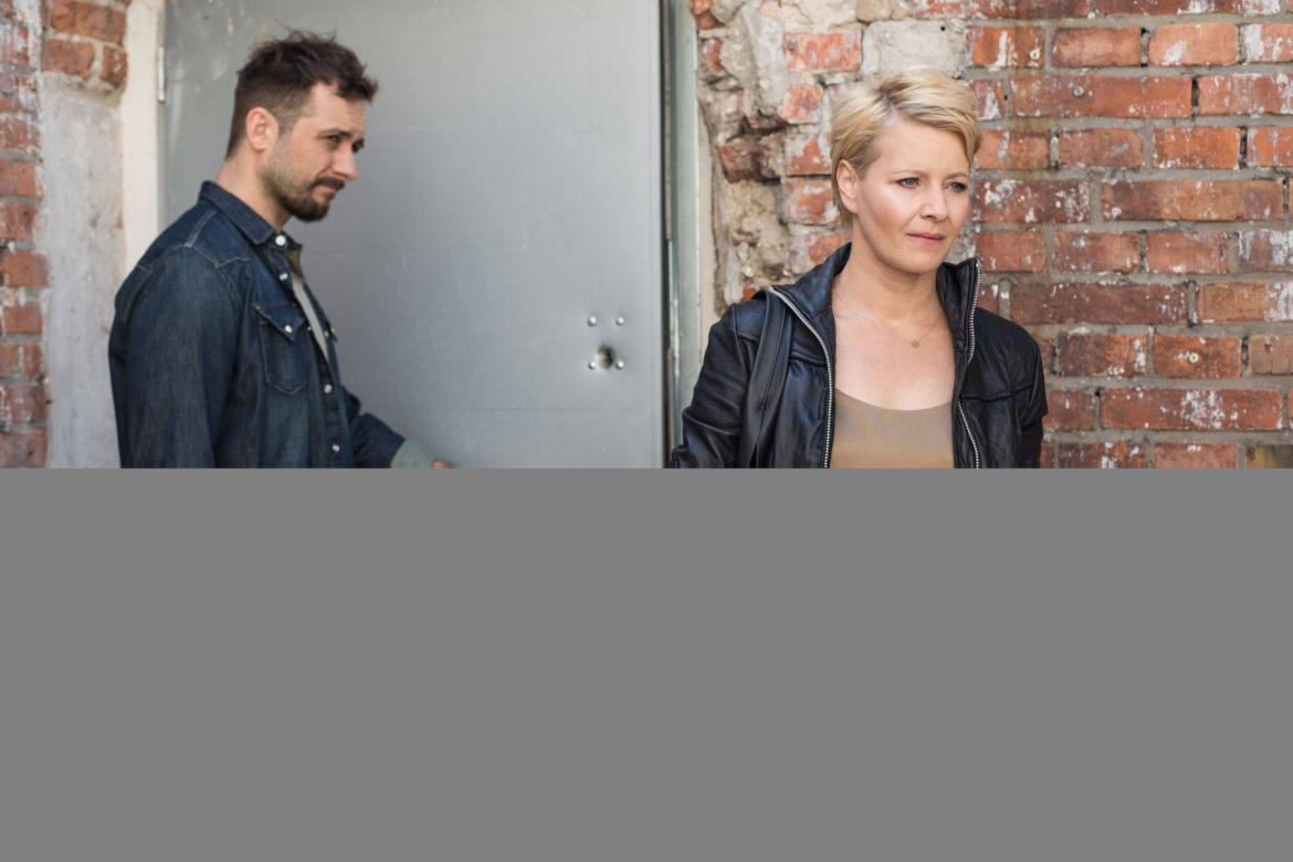Druga szansa 4 odcinek 3, Monika (Małgorzata Kożuchowska), Piotr (Michał Żurawski)