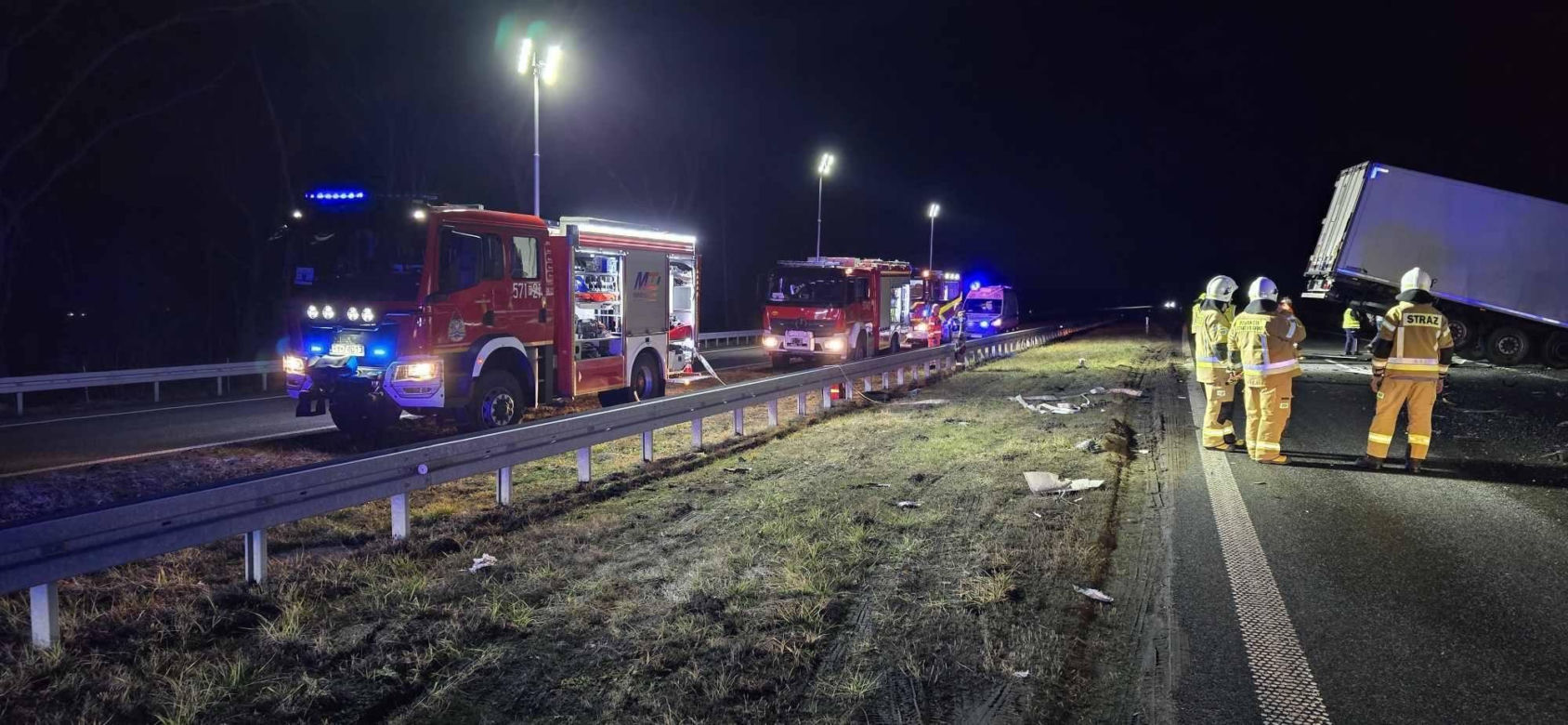 ​Dwa tiry zderzyły się na ekspresowej 5 niedaleko Rawicza