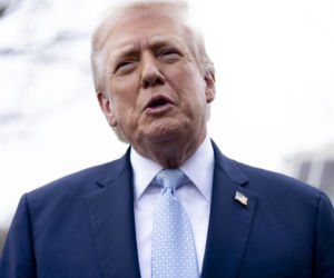 Donald Trump daje Iranowi 48 godzin. Grozi uderzeniem w kluczowe miejsca