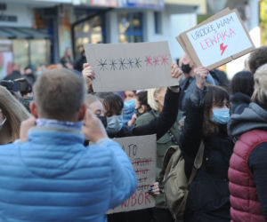 Kołobrzeg: Protest kobiet na ulicach miasta