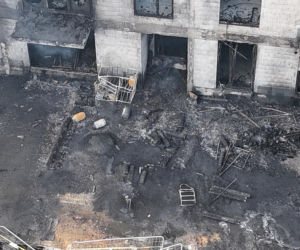 Blok po pożarze na Laurowej