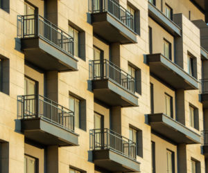 Mieszkań więcej, nowych budów mniej. GUS pokazuje wyraźny trend na rynku