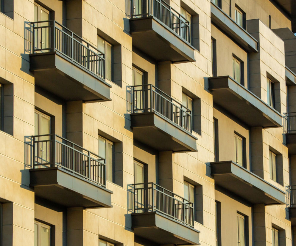 Mieszkań więcej, nowych budów mniej. GUS pokazuje wyraźny trend na rynku