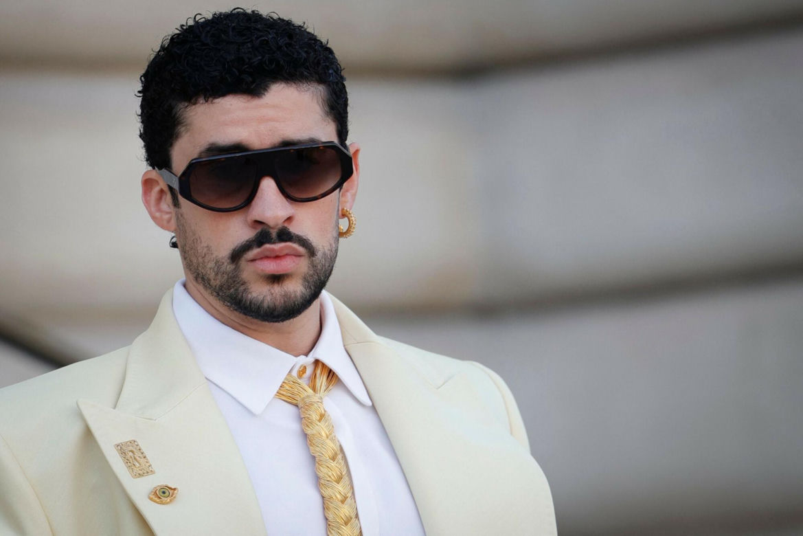 Bad Bunny na paryskim Fashion Weeku
