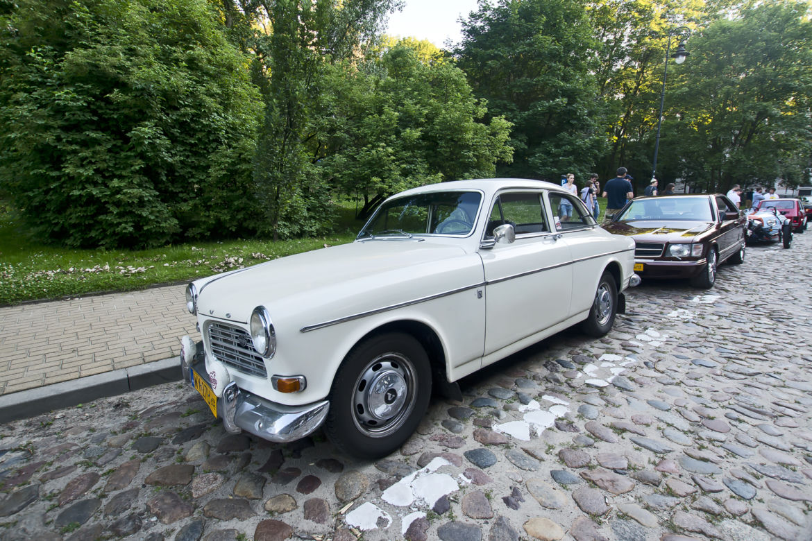 Klasyki na spotkaniu Youngtimer Warsaw 