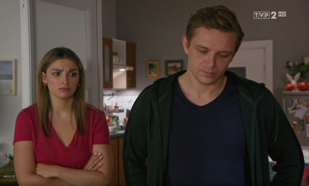 Barwy szczęścia, odcinek 2410, Hubert (Marek Molak), Klara (Olga Jankowska)