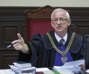 Pozwali biskupa, bo ten oskarżył proboszcza o to, że ma dziecko