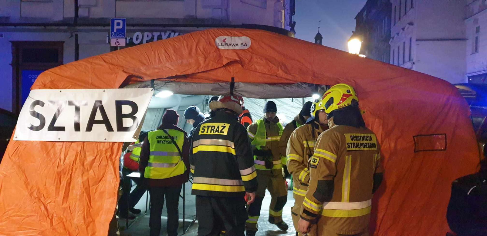 Runęła stara kamienica w centrum Cieszyna! Ewakuowano mieszkańców 