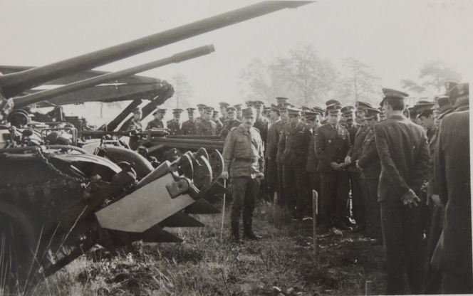 Heinrich Trettner. Niemiecki generał, który planował zniszczyć własny kraj