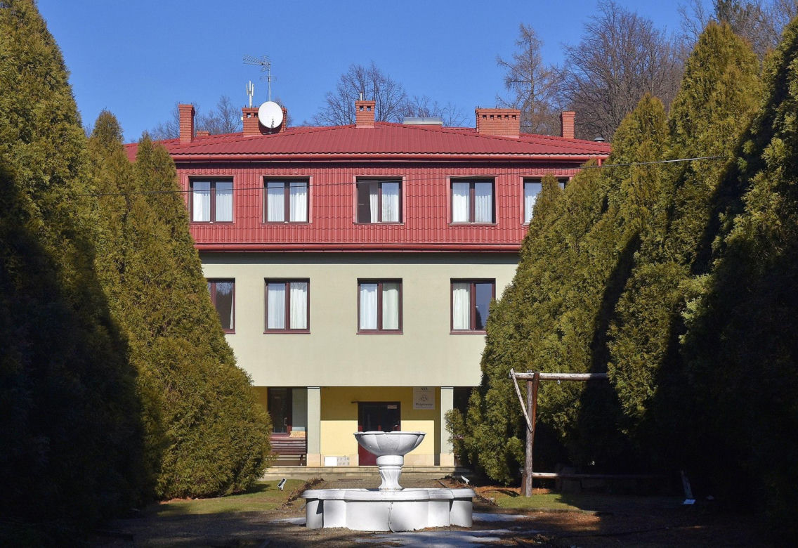 Najmniejsze uzdrowisko w Polsce leży w Małopolsce. Kiedyś zrujnowane, dziś wraca do łask