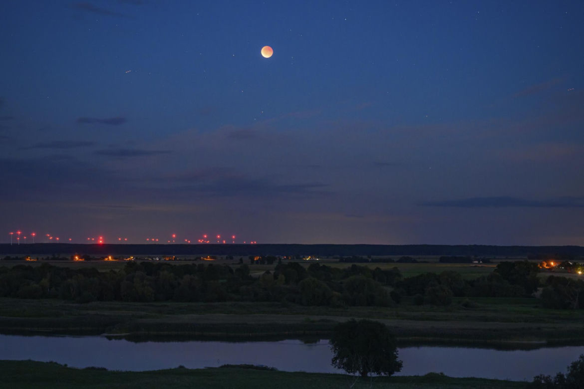 Krwawy Księżyc. Całkowite zaćmienie Księżyca obserwowane na całym Świecie