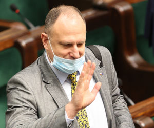 Nie noszą maseczki - niech zapłacą 2000 zł 