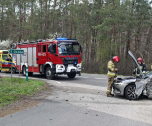 Tragedia na DK 42 Starachowice - Rudnik.  W wypadku zginął motocyklista