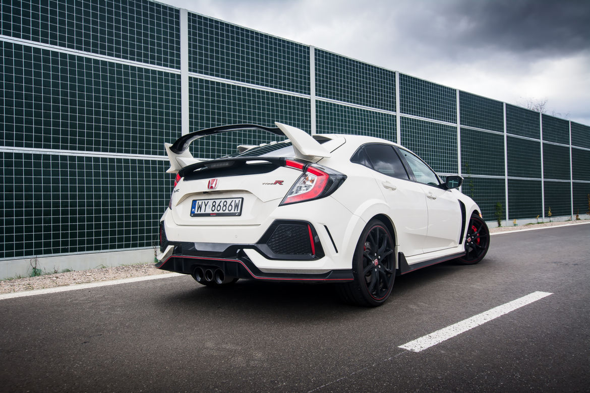 Honda Civic Type R 2.0 i-VTEC Turbo 320 KM