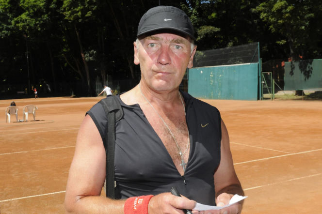 Karol Strasburger ćwiczy