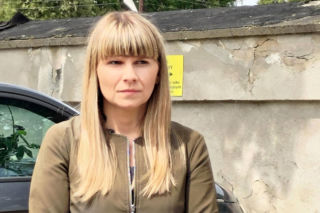 Pokłóciła się z Rzeczniczką Praw Dziecka, potem zabrano jej dzieci. Sąd nakazał je natychmiast oddać