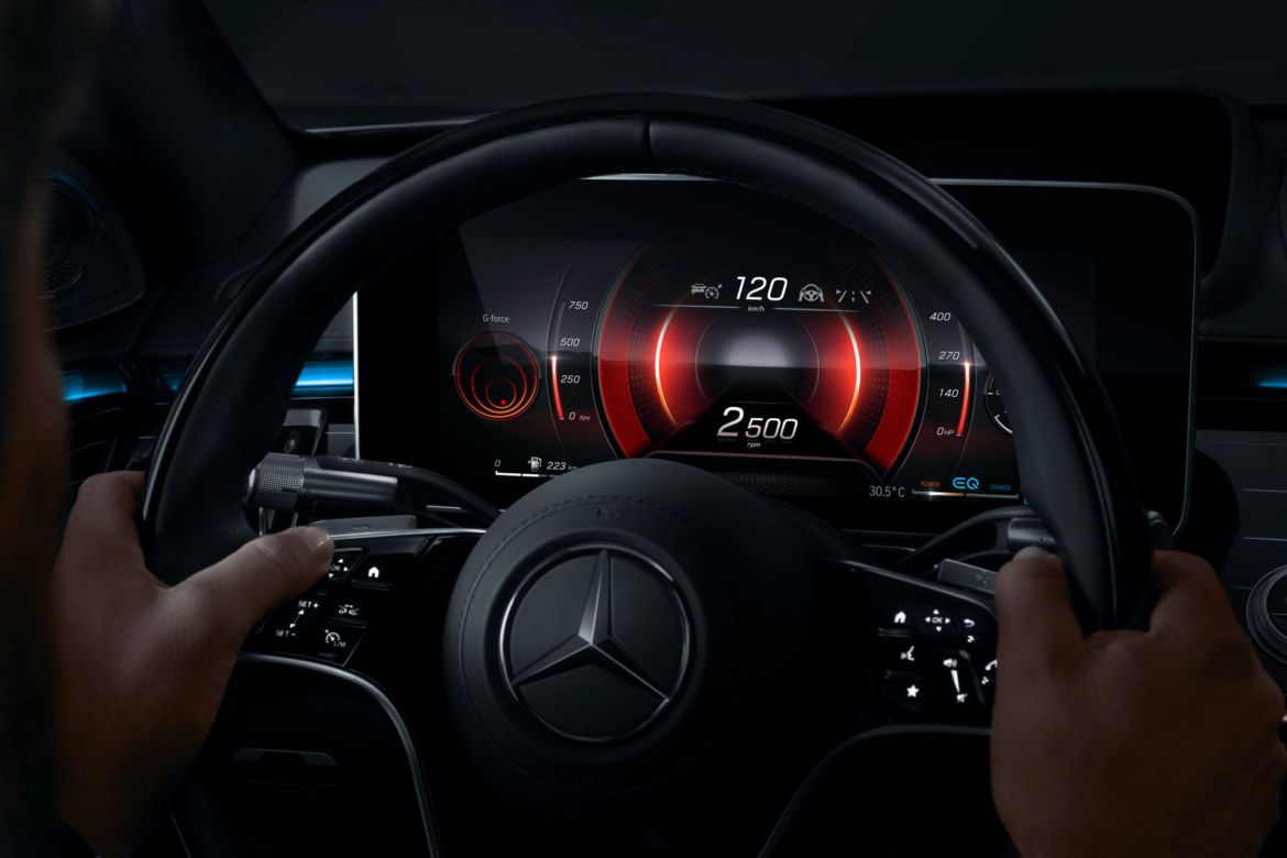 (2021) Nowy Mercedes-Benz Klasy S i jego nowoczesne wnętrze
