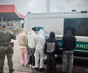 Przewoził nielegalnych migrantów, wpadł w Dołujach