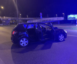 Wypadek drogowy, Warszawa, skrzyżowanie ul. Poligonowej z Ostrobramską