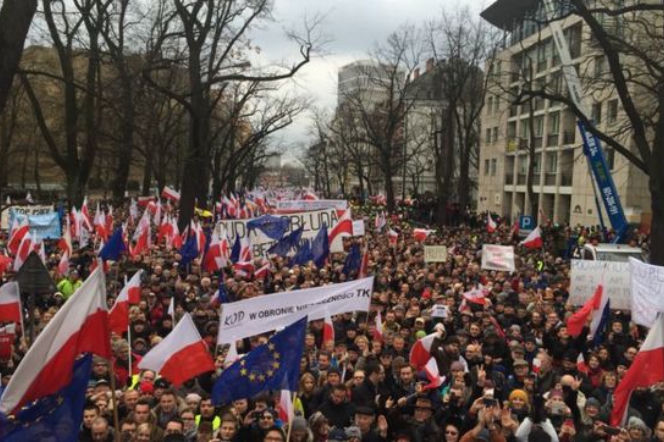 Protest Komitetu Obrony Demokracji